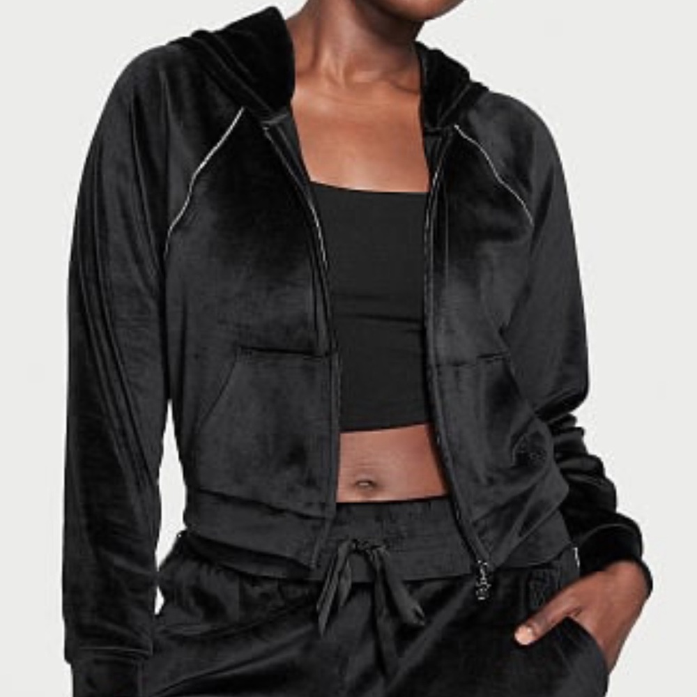 NWT Victoria Secret velour black cropped zip up XL